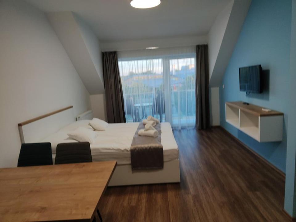 Andromeda Apartman Шарвар Екстер'єр фото