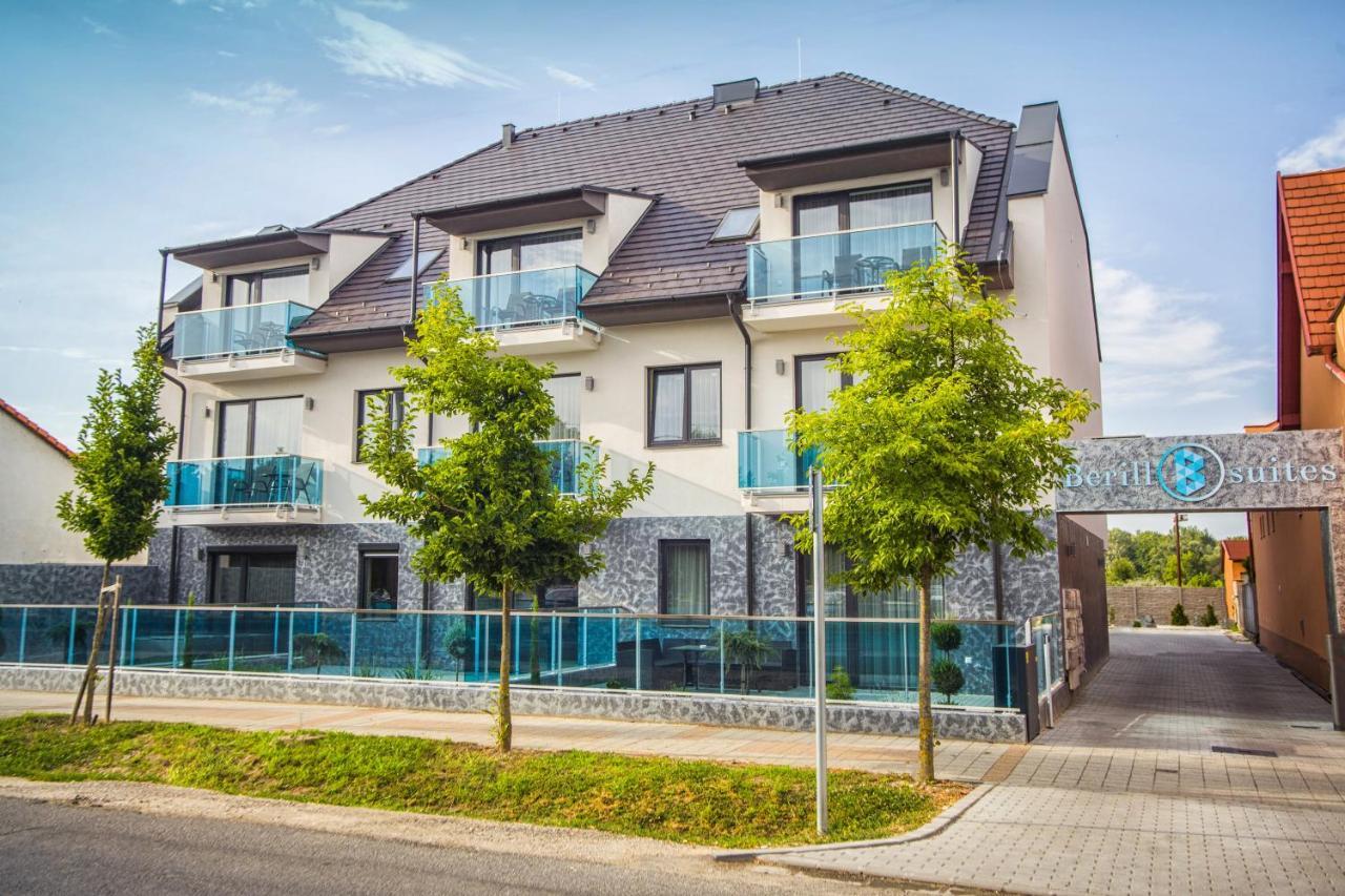 Andromeda Apartman Шарвар Екстер'єр фото