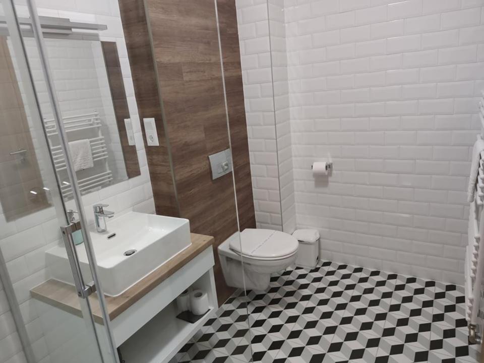 Andromeda Apartman Шарвар Екстер'єр фото